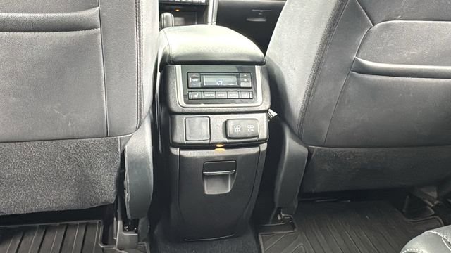Used 2021 Subaru Ascent Limited w/ Technology Package image 43