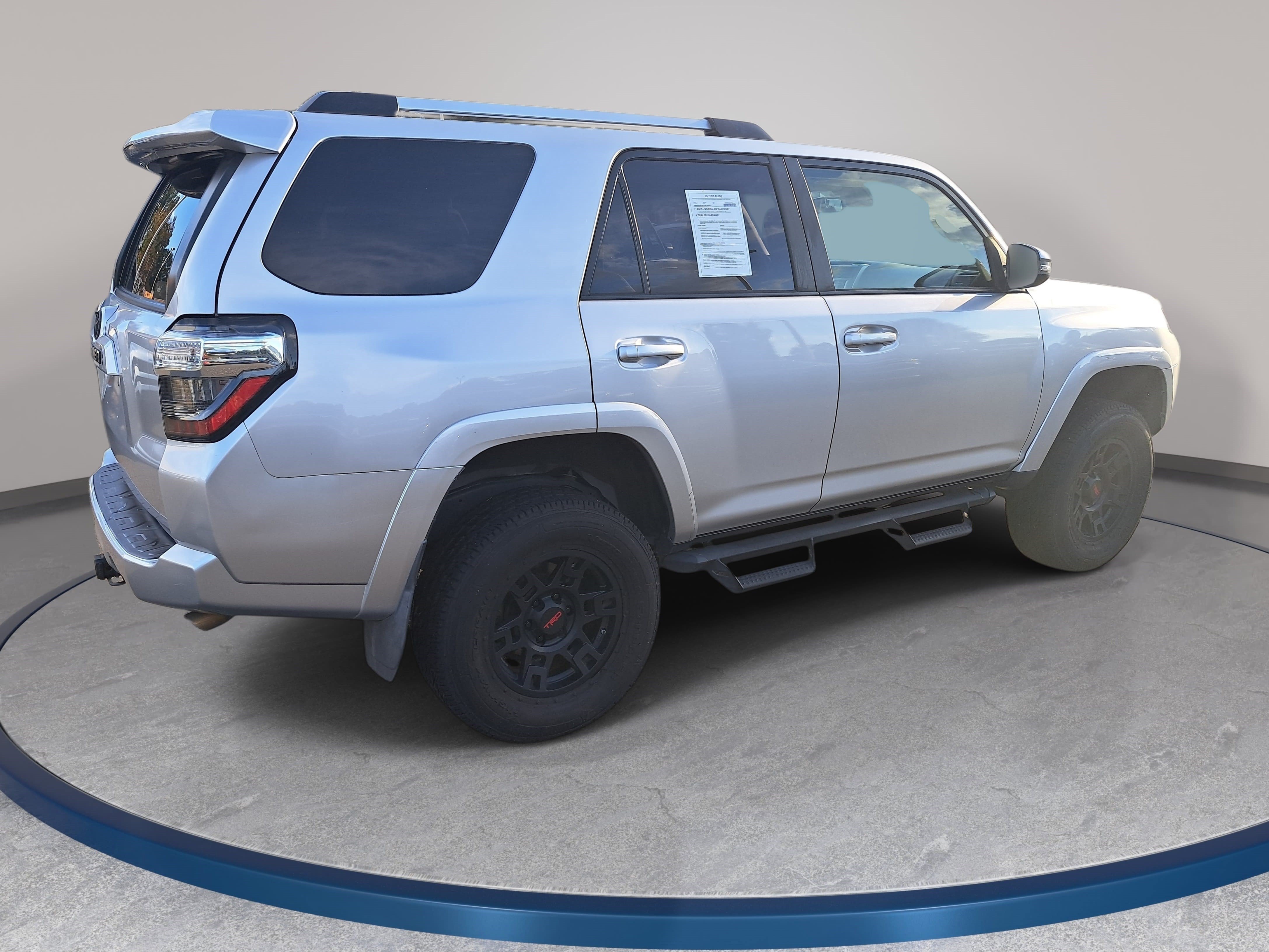 Used 2020 Toyota 4Runner SR5 Premium w/ Moonroof Package RWD image 5