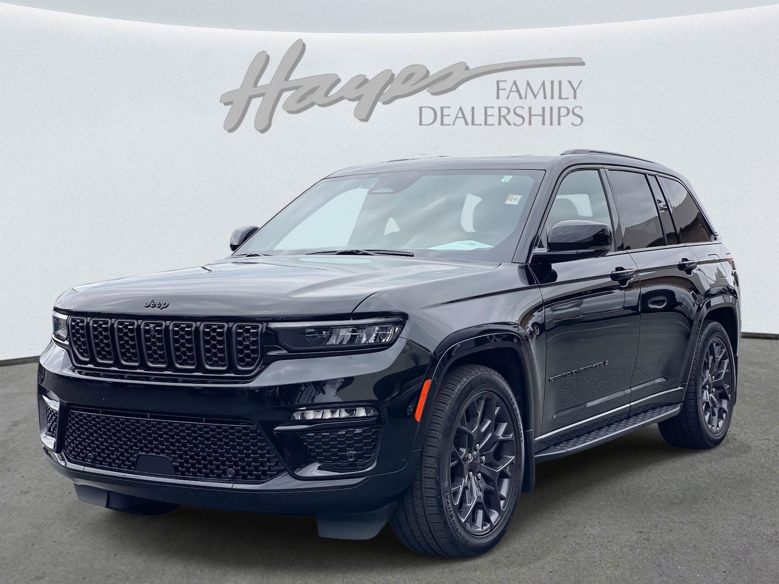 Certified 2025 Jeep Grand Cherokee Summit image 10