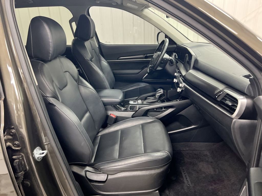 Used 2024 Kia Telluride S image 22