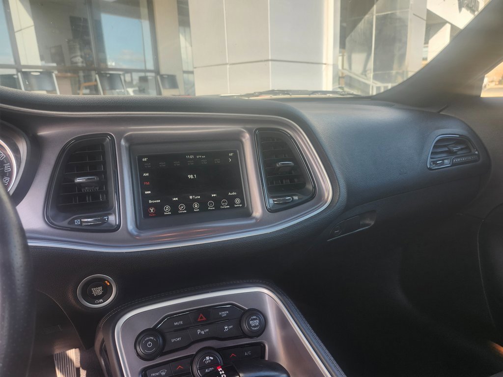 Used 2022 Dodge Challenger GT image 14