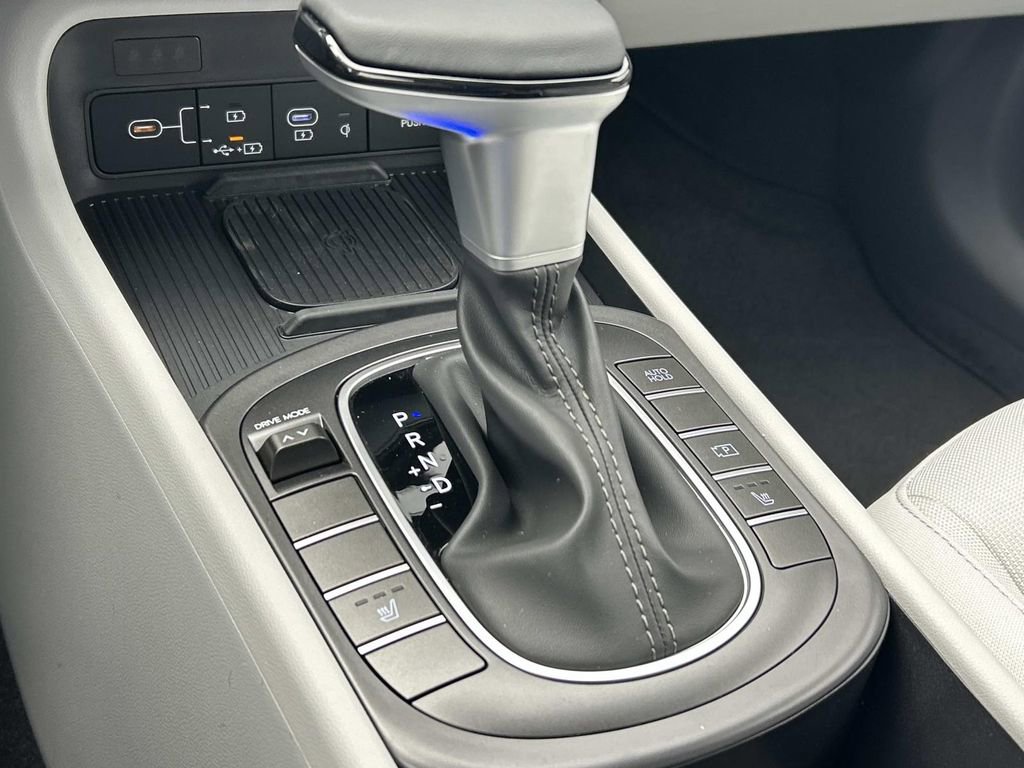 New 2026 Hyundai Kona SEL Sport FWD image 25