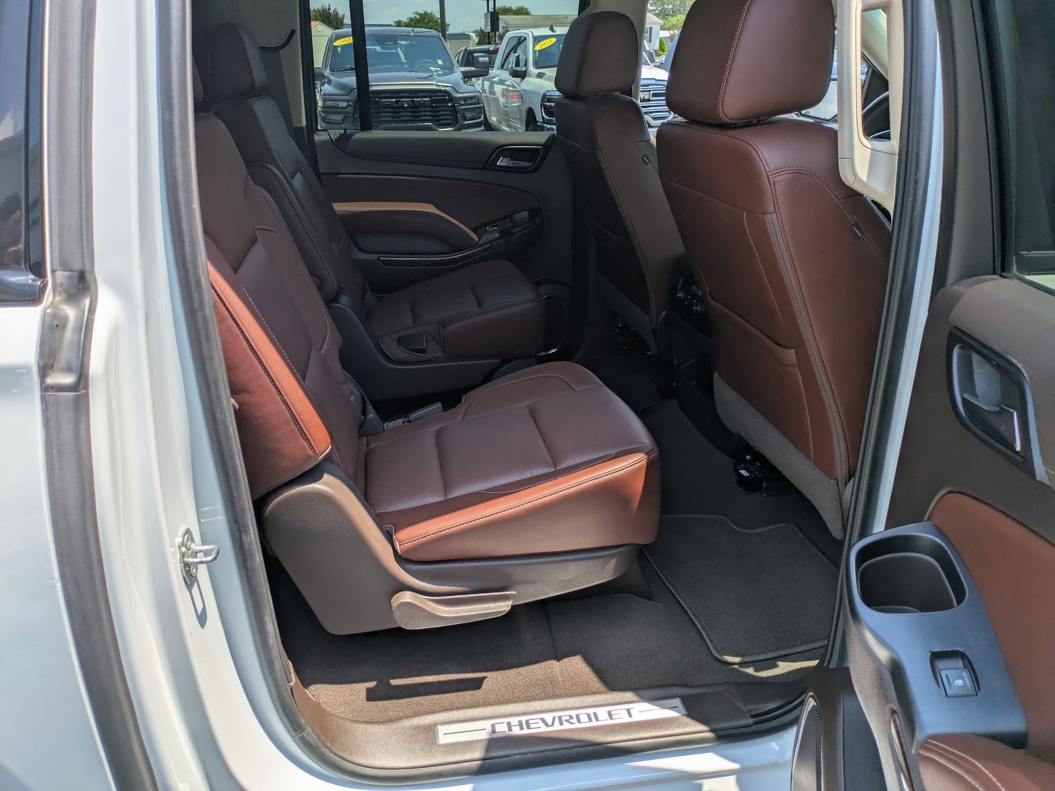 Used 2019 Chevrolet Suburban Premier w/ RST 6.2L Performance Edition image 36