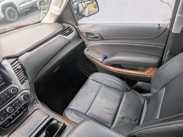 Used 2020 Chevrolet Suburban Premier w/ Premier Plus Edition AWD/4WD image 18