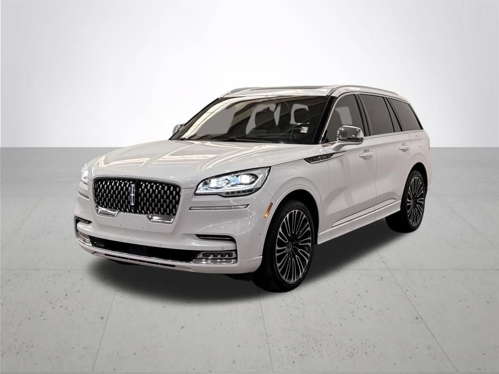 Used 2021 Lincoln Aviator Black Label w/ Dynamic Handling Package AWD/4WD image 2