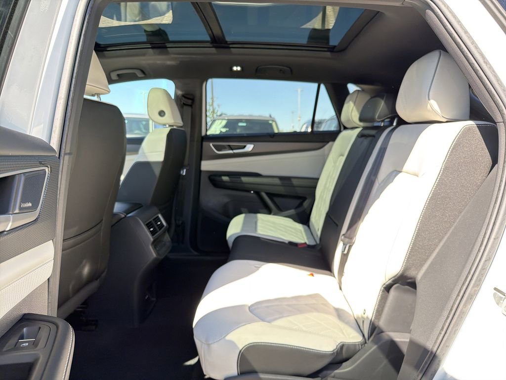 New 2026 Volkswagen Atlas Cross Sport SEL Premium R-Line image 13