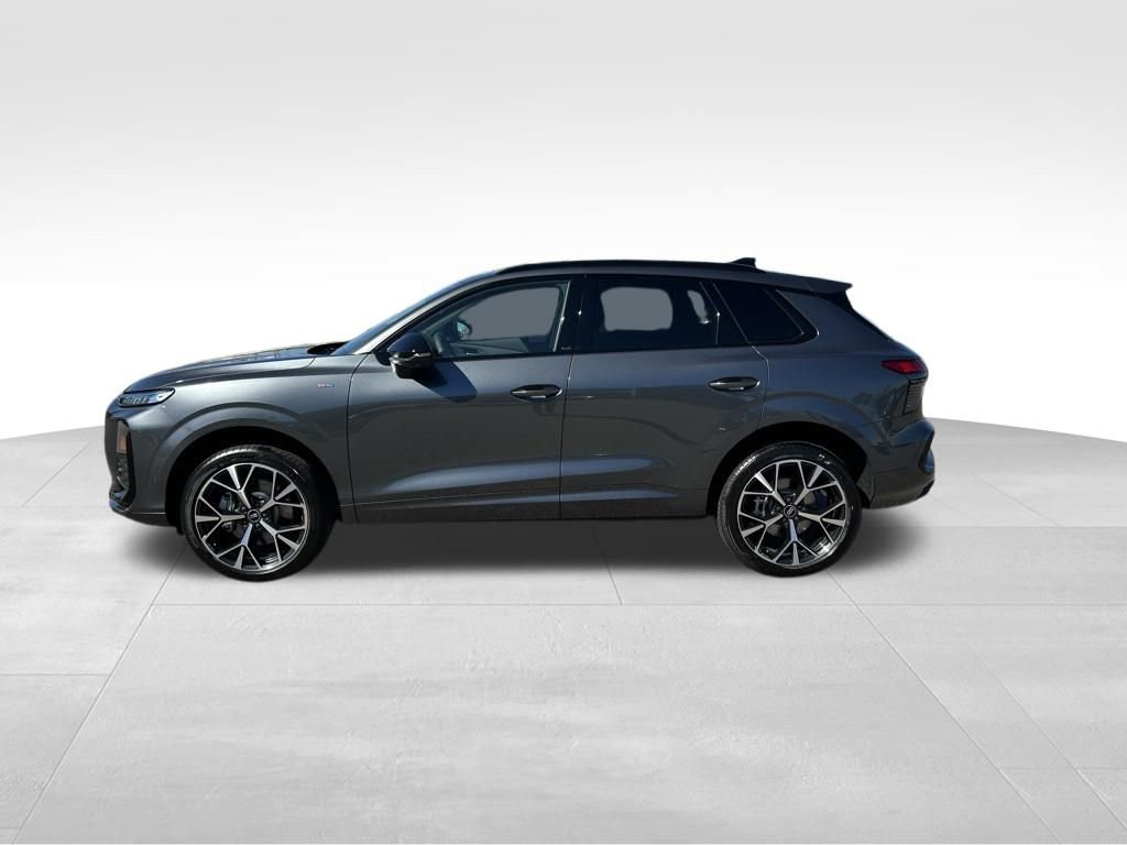 New 2026 Audi Q3 quattro 2.0T image 2