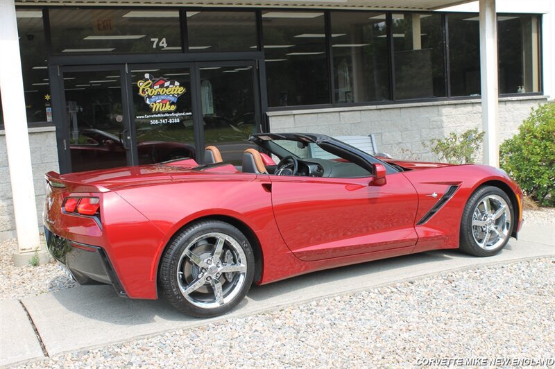 Used 2015 Chevrolet Corvette Stingray Convertible w/ 2LT Preferred Equipment Group RWD image 19