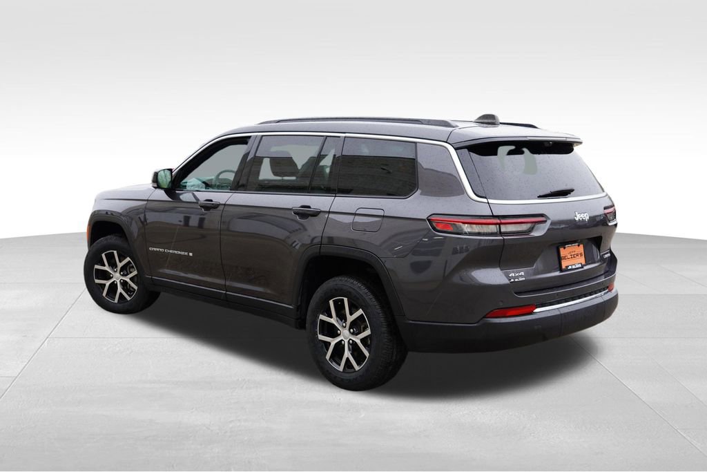 Certified 2024 Jeep Grand Cherokee L Limited w/ Luxury Tech Group II AWD/4WD image 7