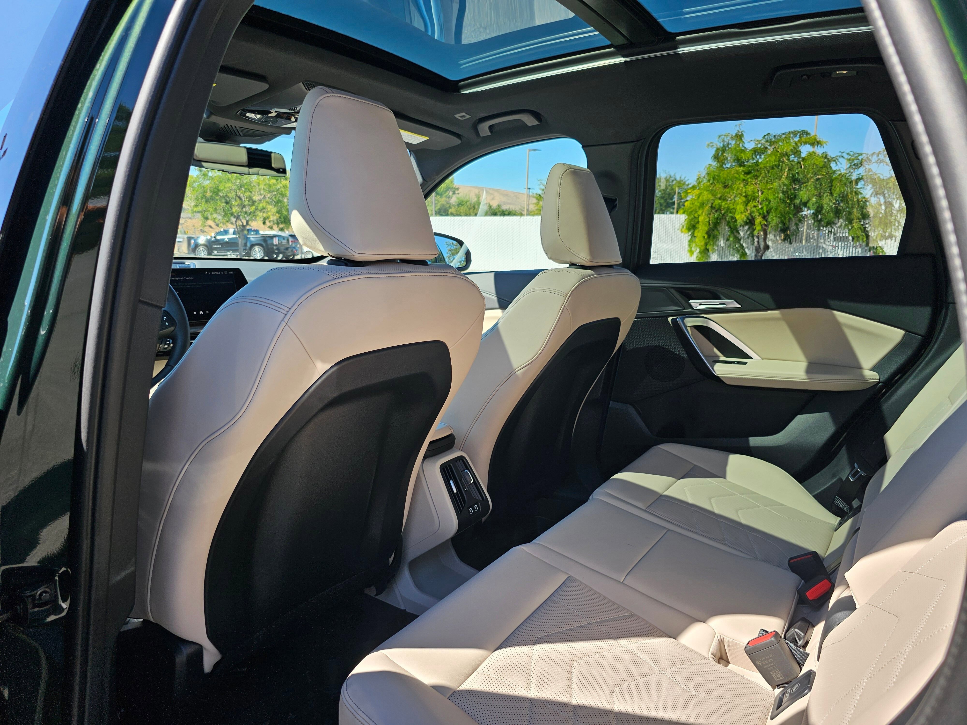 New 2025 BMW X1 xDrive28i w/ Convenience Package image 12