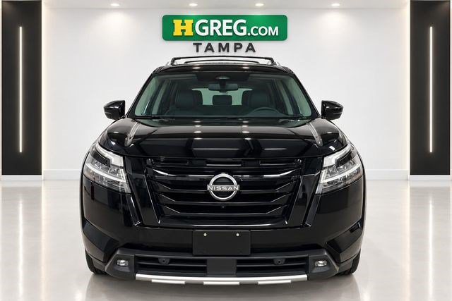 Used 2022 Nissan Pathfinder SL w/ SL Premium Package FWD image 7