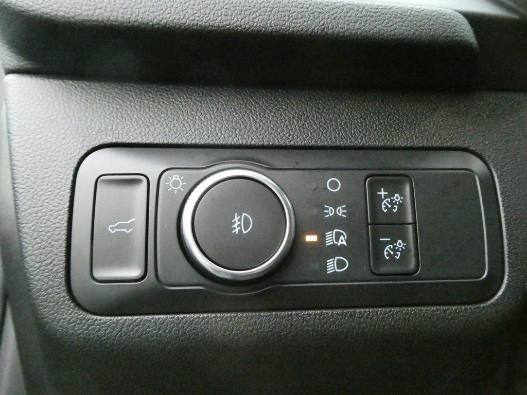 Used 2022 Ford Escape Titanium w/ Titanium Elite Package AWD/4WD image 17