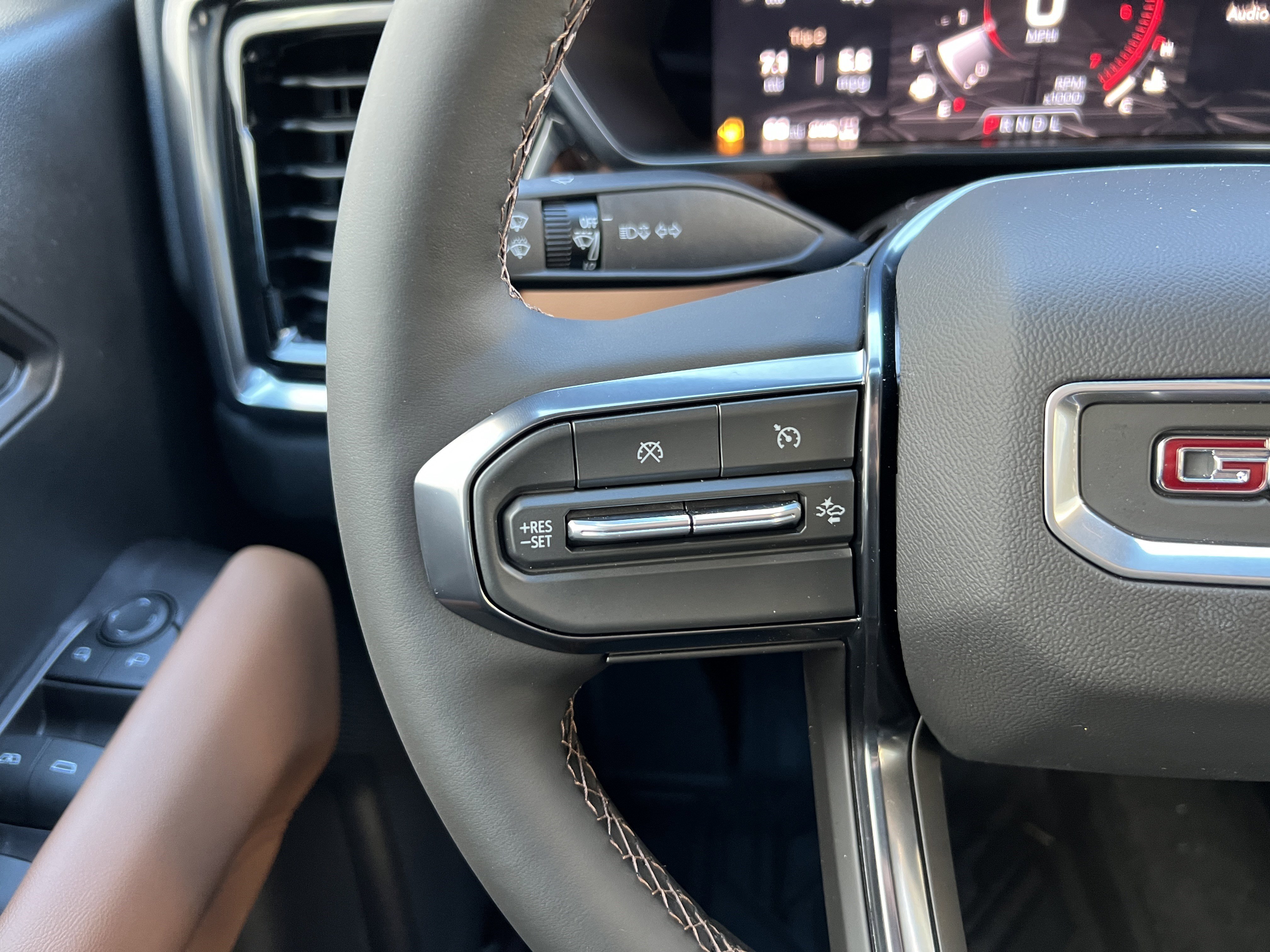 New 2026 GMC Canyon AT4 w/ Technology Plus Package image 24