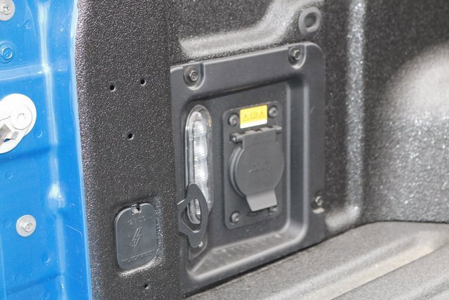 New 2025 Ford Maverick Lariat w/ Black Appearance Package image 28