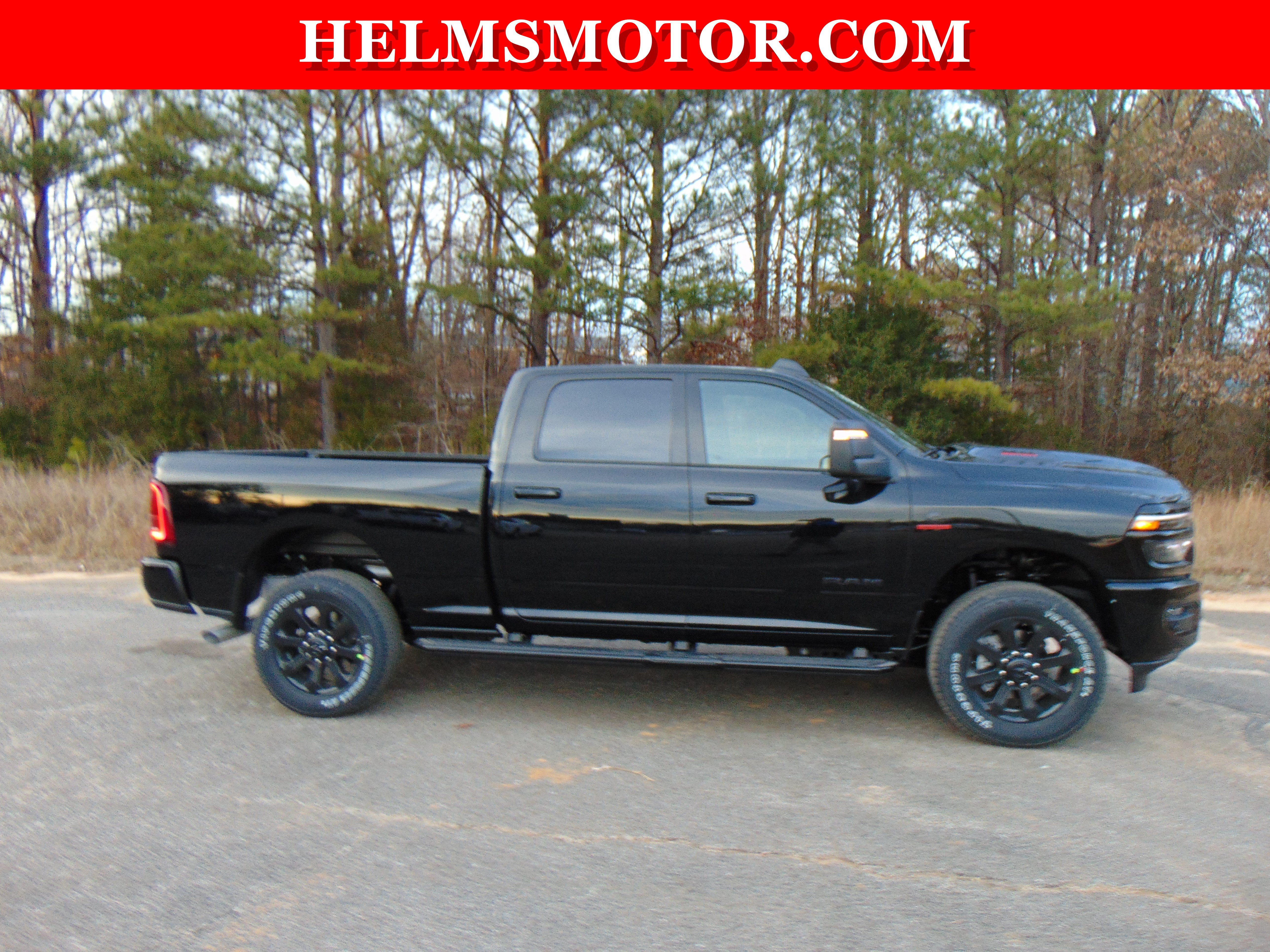 New 2026 RAM 2500 Laramie AWD/4WD image 15