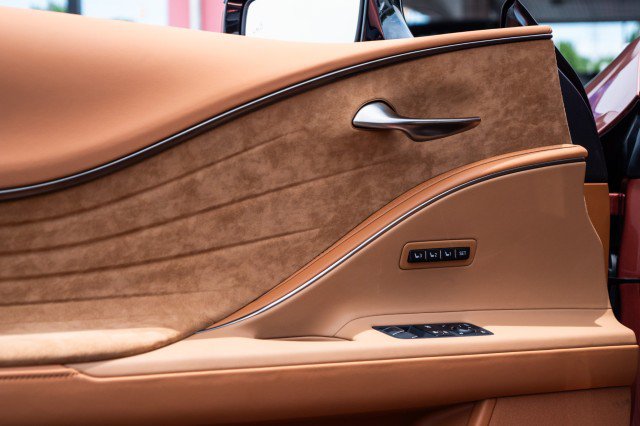 Used 2025 Lexus LC 500 Coupe w/ Bespoke Build Package RWD image 43