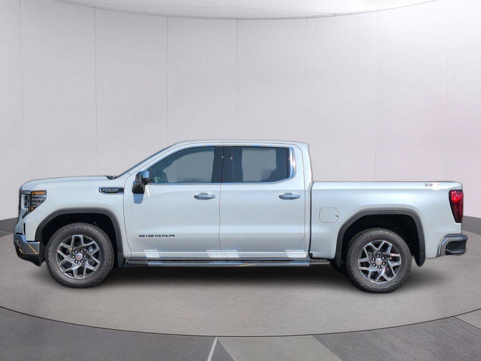 New 2026 GMC Sierra 1500 SLT w/ SLT Premium Plus Package AWD/4WD image 2