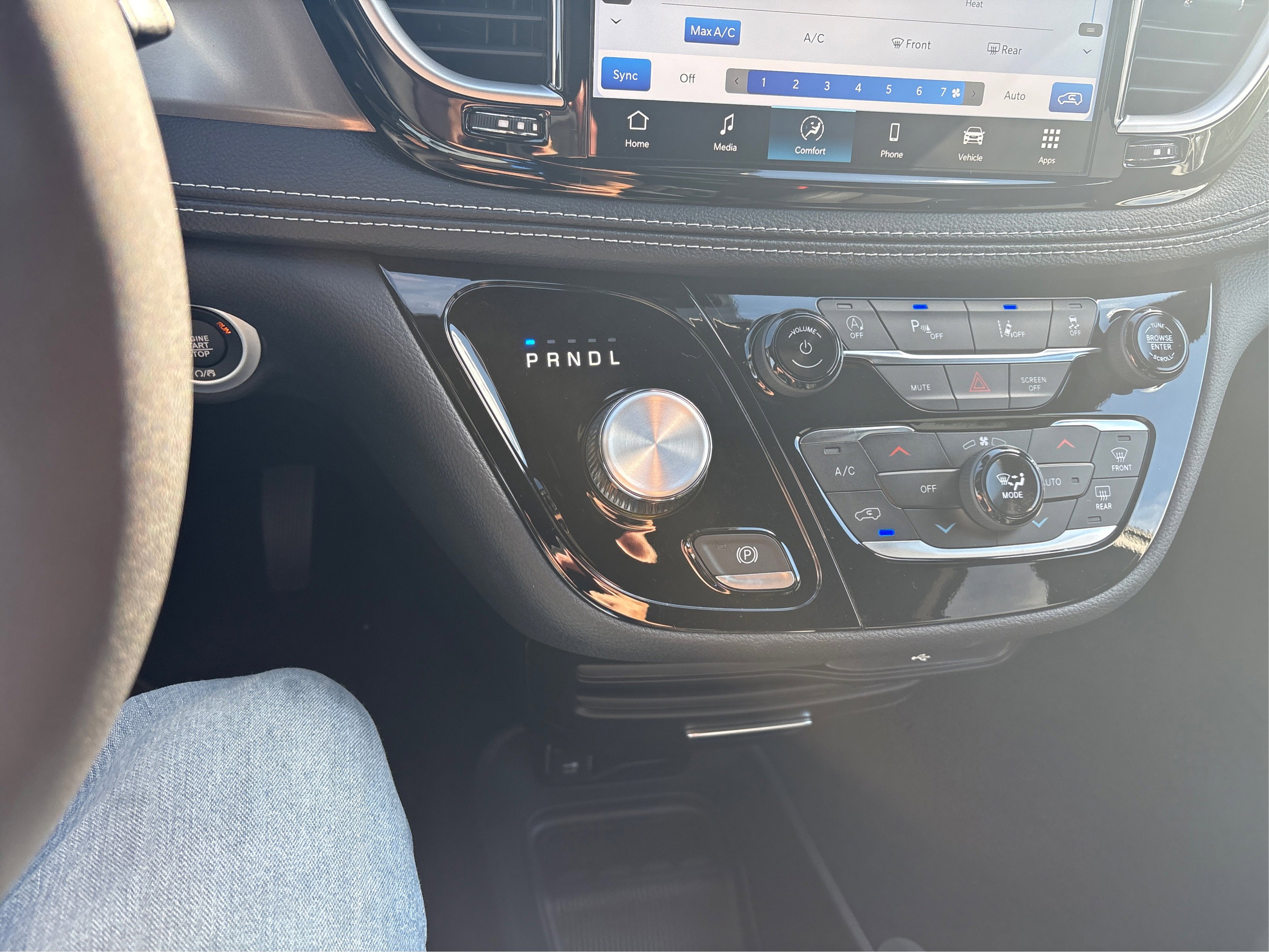 New 2026 Chrysler Pacifica Select image 26