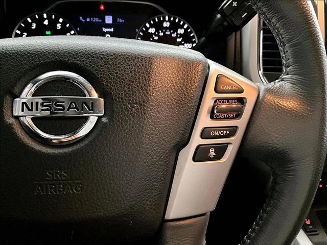 Used 2021 Nissan Titan SV w/ SV Convenience Package RWD image 21