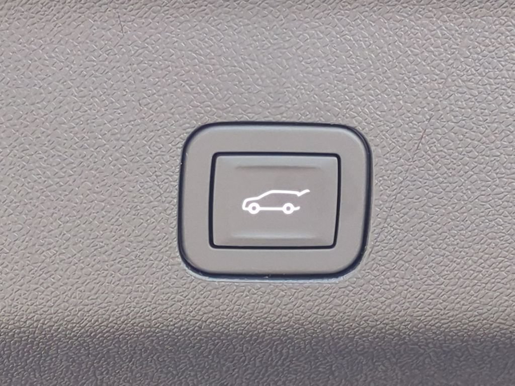 New 2026 Cadillac Escalade Platinum Sport AWD/4WD image 30