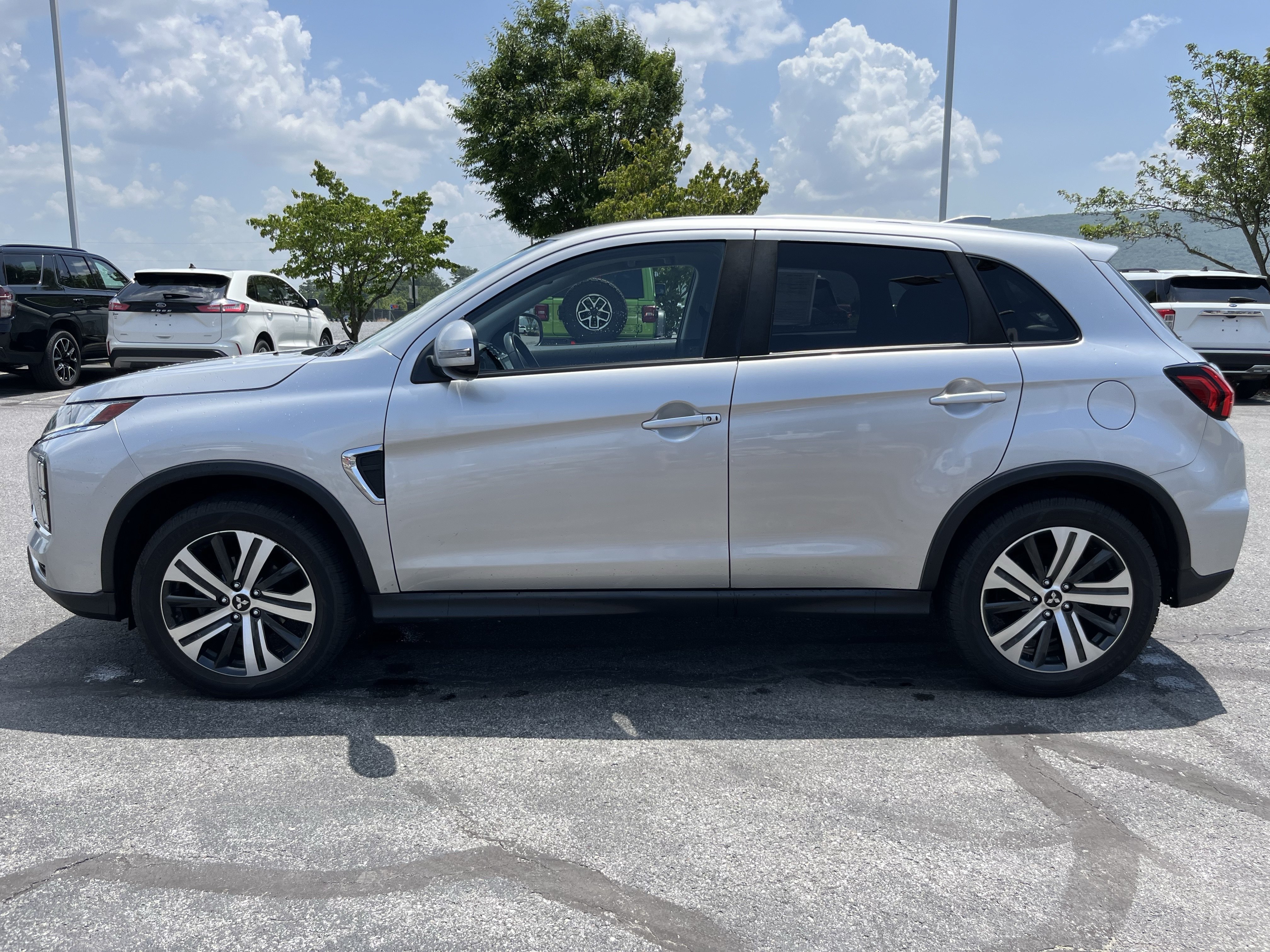 Used 2020 Mitsubishi Outlander Sport AWD image 9