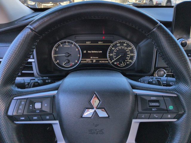 Used 2024 Mitsubishi Outlander SE AWD/4WD image 28