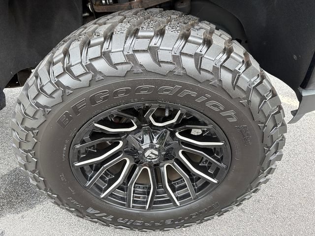 Used 2023 GMC Sierra 2500 AT4 w/ Gooseneck/5TH Wheel Package AWD/4WD image 12