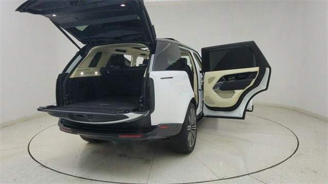 Used 2023 Land Rover Range Rover Long Wheelbase Autobiography image 77