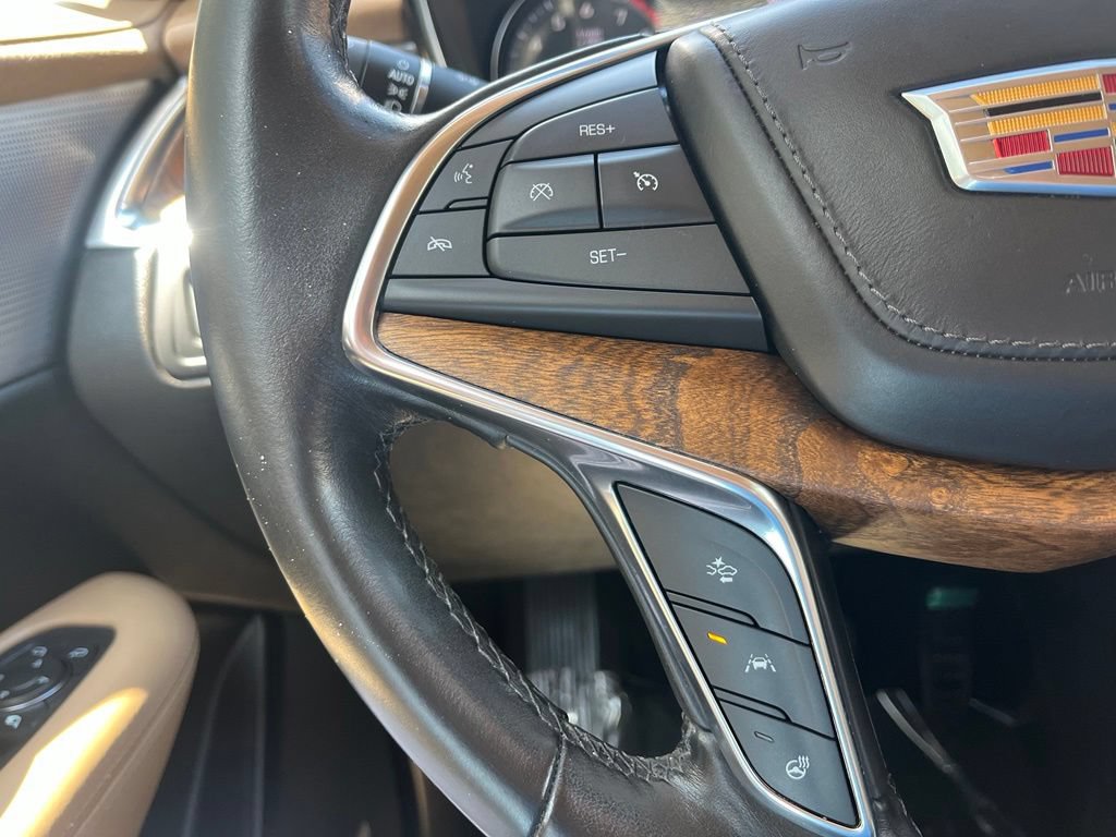 Used 2021 Cadillac XT5 Premium Luxury w/ Platinum Package FWD image 28