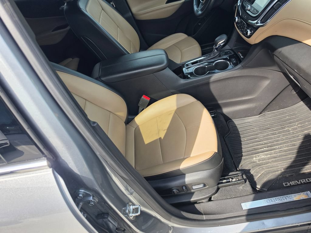 Used 2024 Chevrolet Equinox Premier AWD/4WD image 16