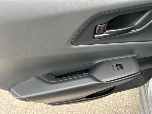 Used 2024 Toyota Prius LE FWD image 37