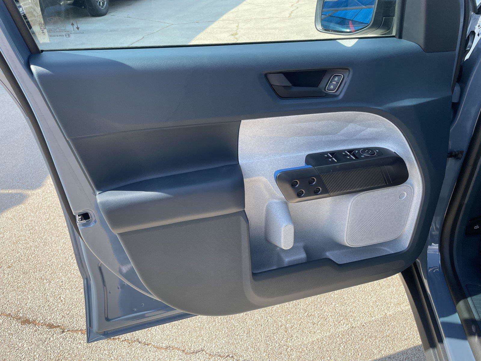 New 2026 Ford Maverick XLT w/ XLT Luxury Package FWD image 10