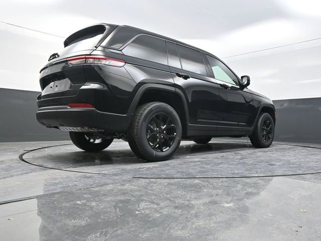 New 2026 Jeep Grand Cherokee Altitude image 26