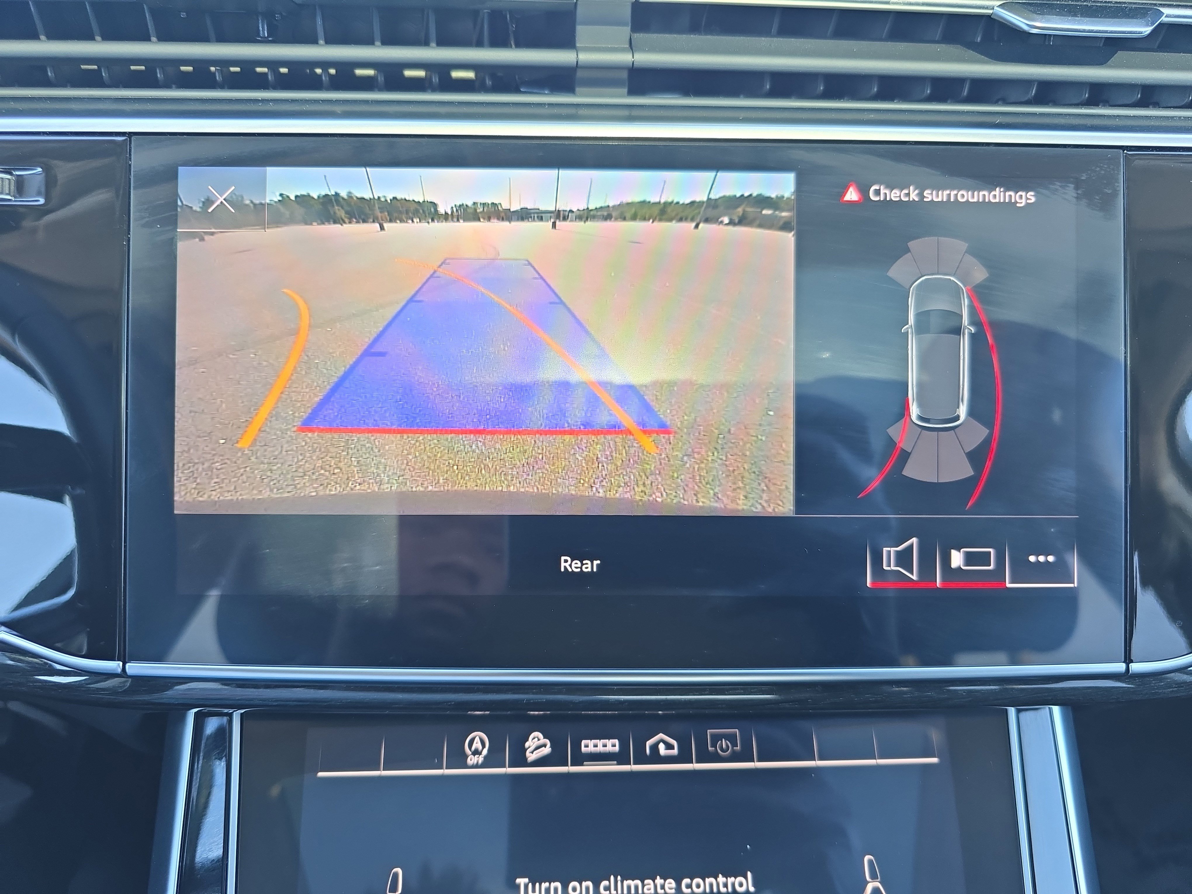 Used 2023 Audi Q7 2.0T Premium w/ Towing Package image 22