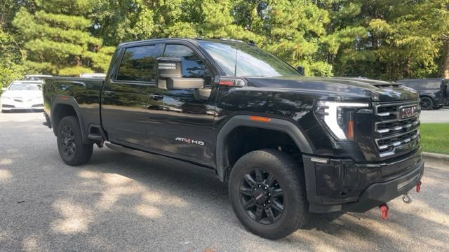 Used 2025 GMC Sierra 2500 AT4 w/ AT4 Premium Plus Package AWD/4WD image 2
