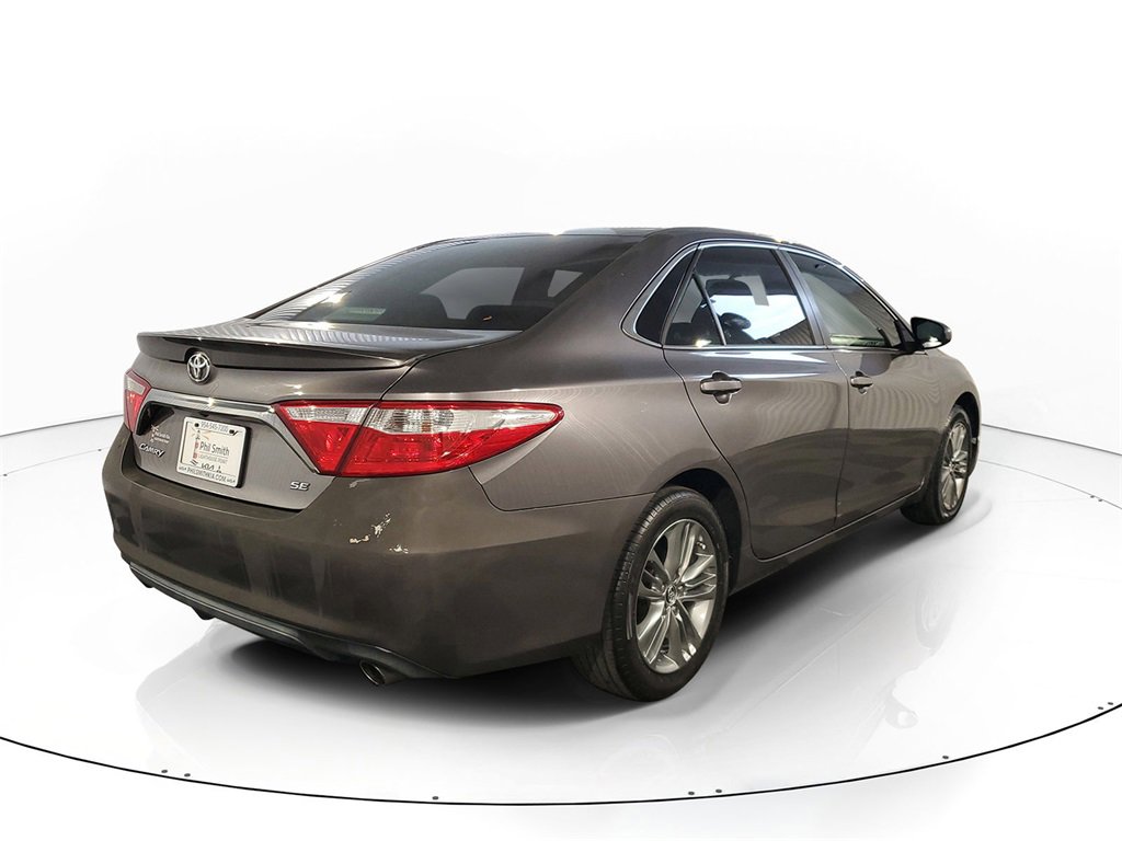 Used 2017 Toyota Camry XLE image 6