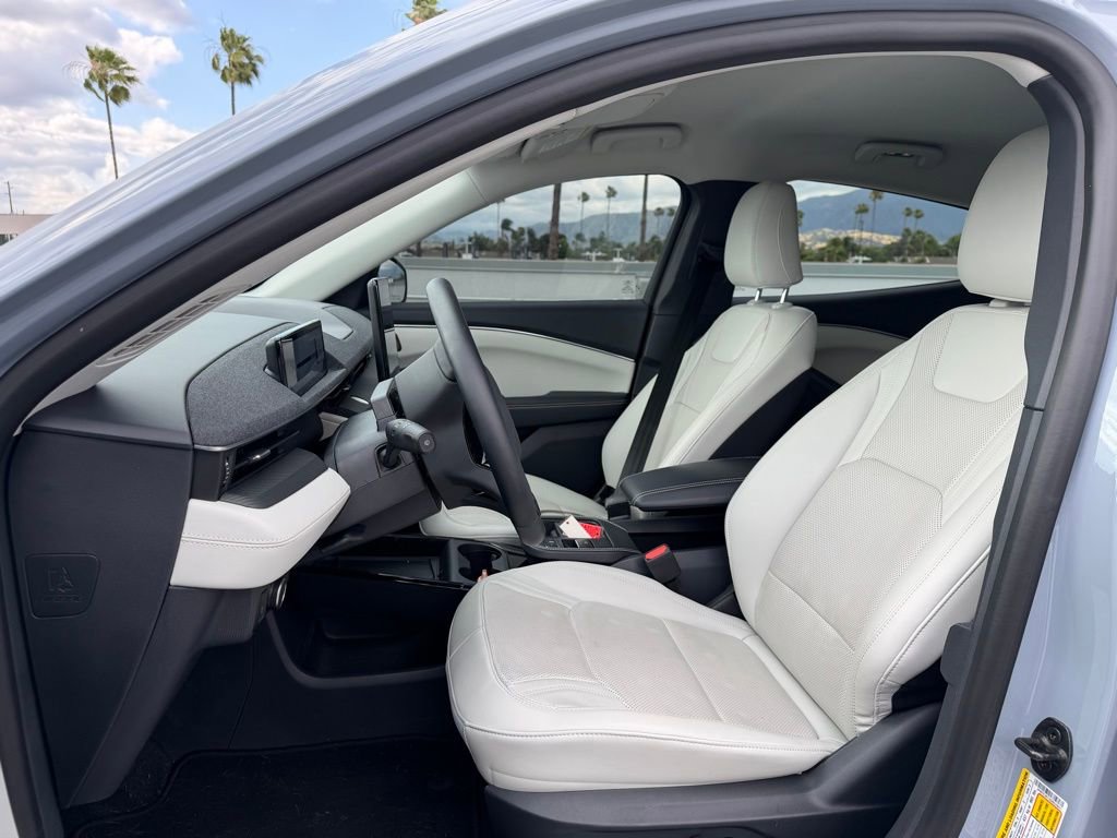 Used 2025 Ford Mustang Mach-E Premium RWD image 5