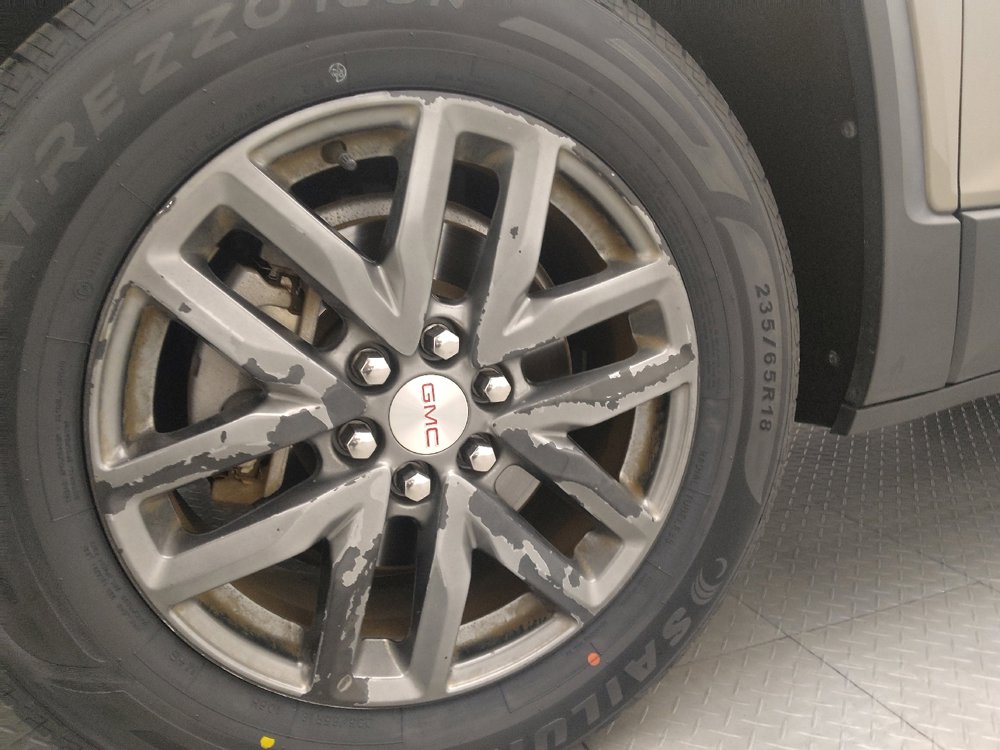 Used 2019 GMC Acadia SLT image 31