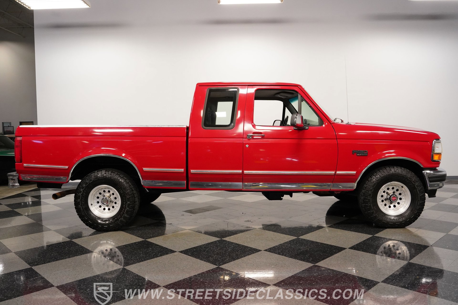 Used 1994 Ford F150 XLT image 14