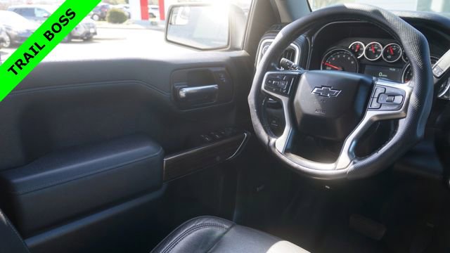 Used 2019 Chevrolet Silverado 1500 LT Trail Boss AWD/4WD image 36