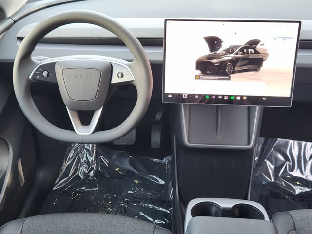 Used 2026 Tesla Model Y AWD image 32
