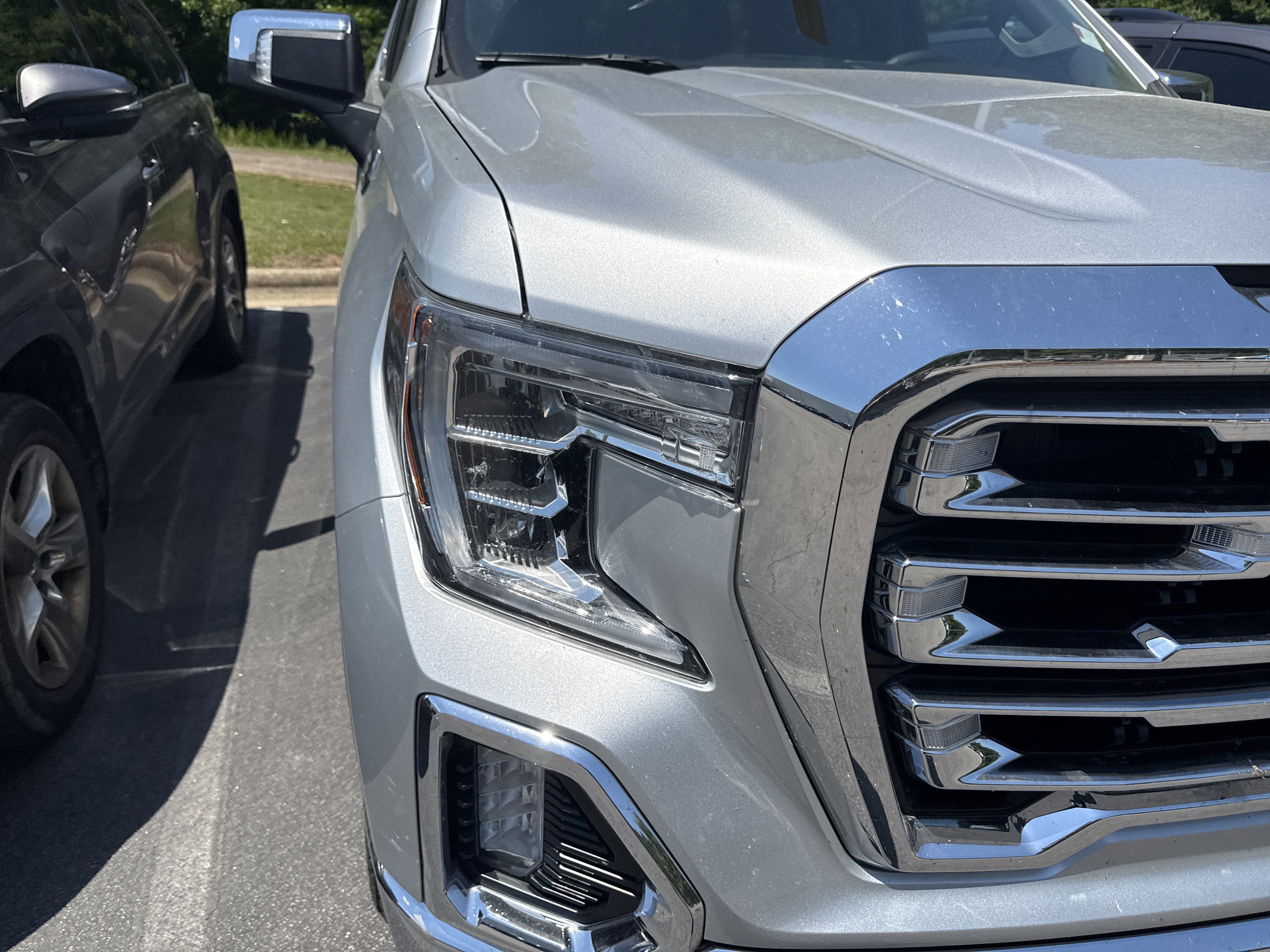 Used 2020 GMC Sierra 1500 SLT w/ SLT Premium Plus Package AWD/4WD image 12