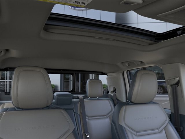 New 2025 Ford Maverick Lariat w/ 4K Tow Package image 12