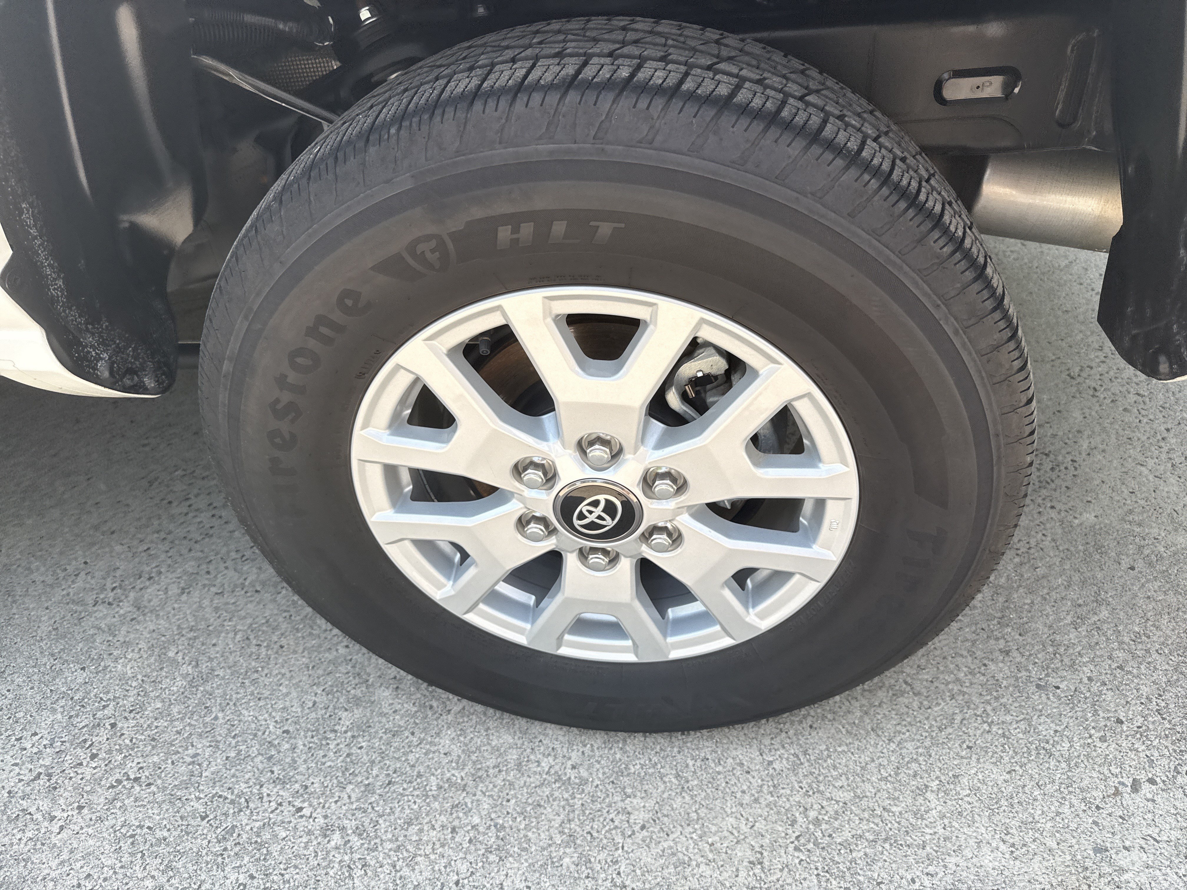 Used 2024 Toyota Tacoma SR5 RWD image 19
