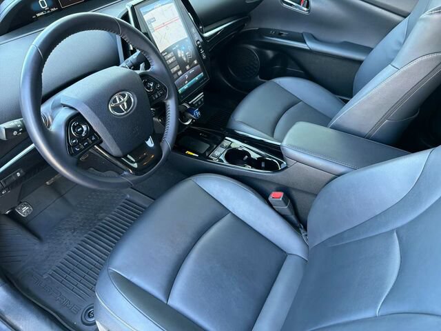 Used 2022 Toyota Prius Prime XLE FWD image 11