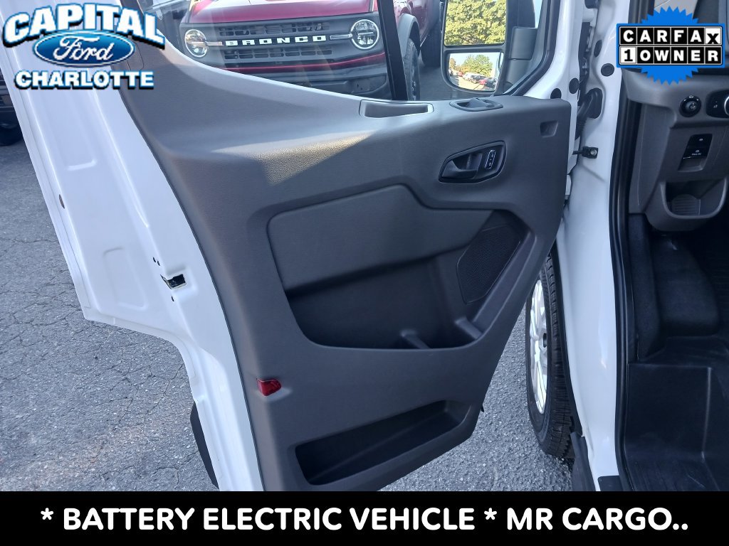 Used 2023 Ford E-Transit Medium Roof RWD image 10