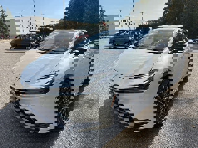New 2026 Toyota Prius XLE image 4