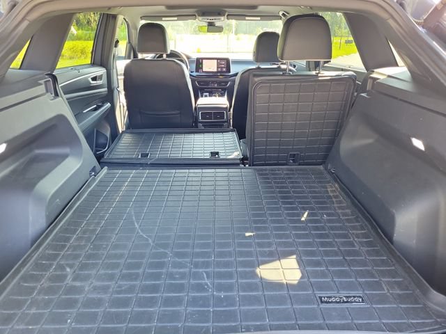 Used 2024 Volkswagen Atlas Cross Sport SEL Premium R-Line AWD/4WD image 10