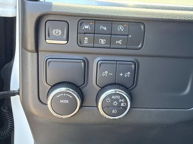 Used 2025 Chevrolet Tahoe LT w/ Comfort Package RWD image 26