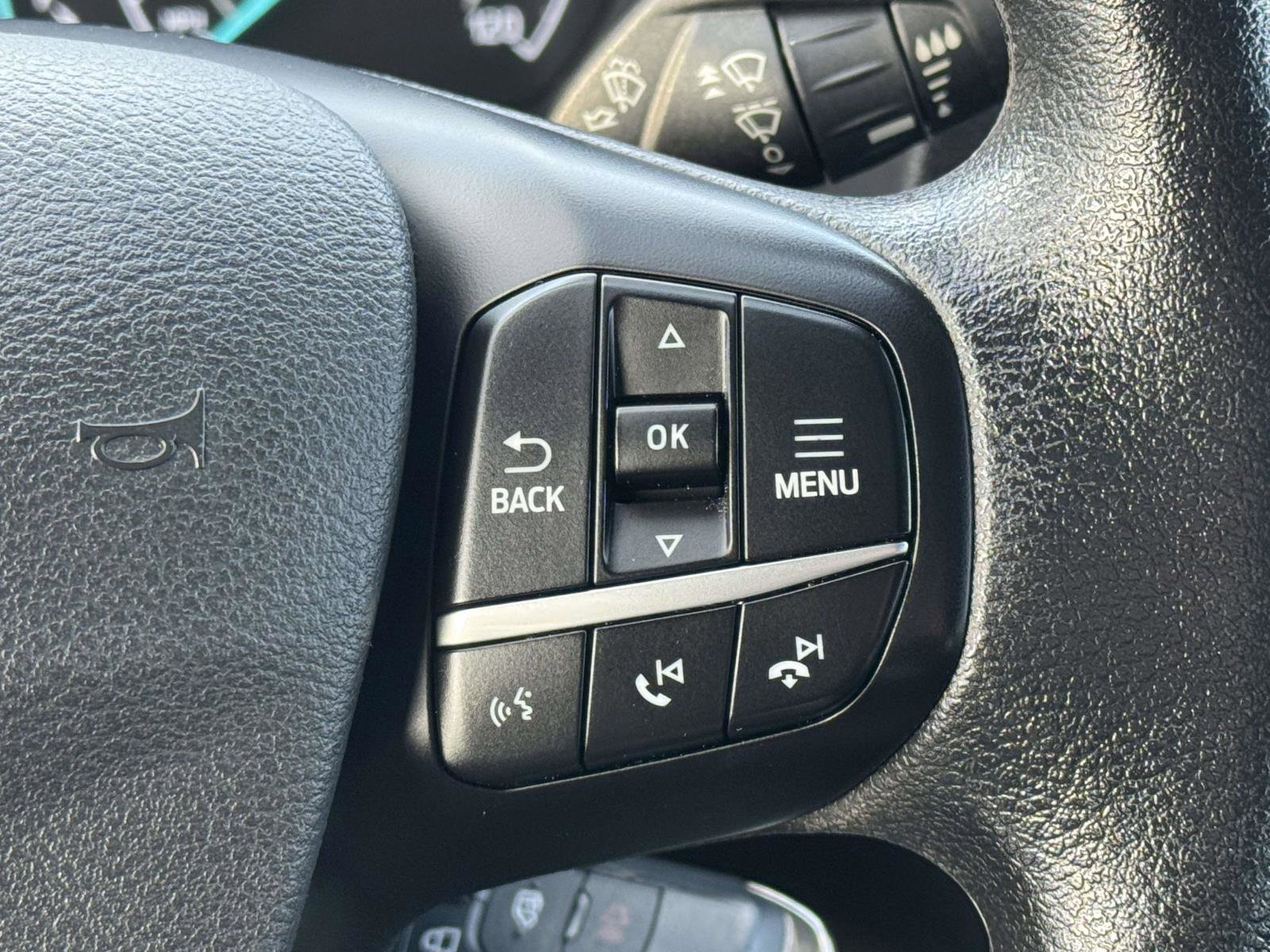 Used 2023 Ford Transit 350 XLT image 21